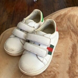 Gucci shoes